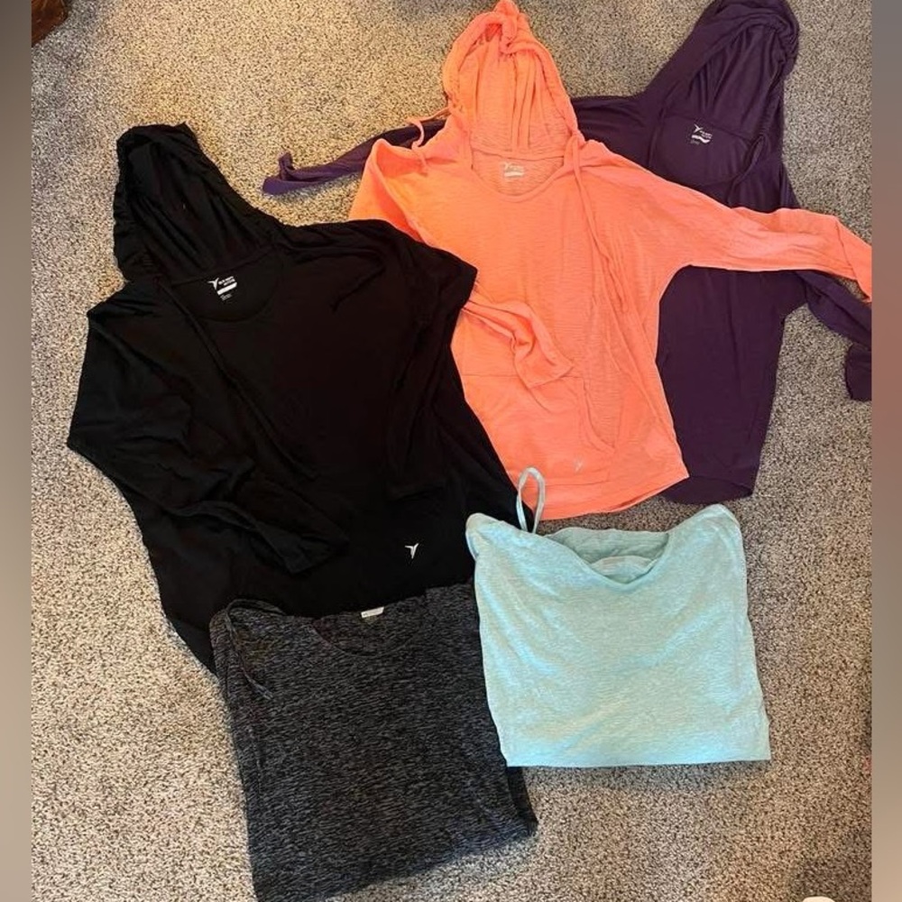 Old Navy active LARGE loose fit Lightweight Hooded workout Tops